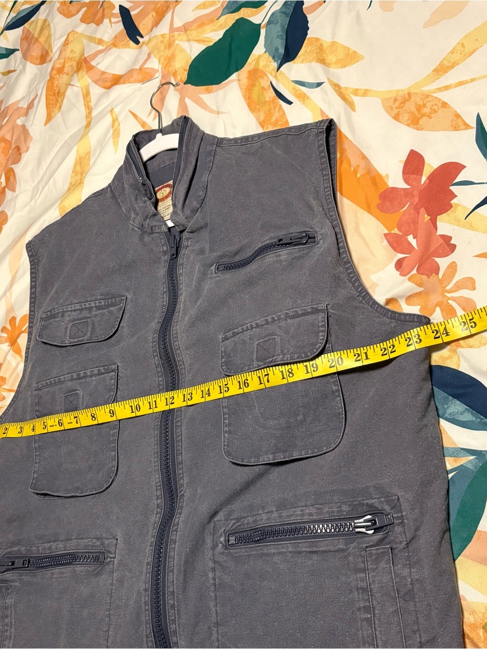 Vintage Banana Republic Safari Vest - Picture 5 of 7